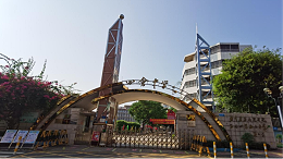 圣普森空气能学校热水工程案例：四会中学12台25匹机组解决供水难题