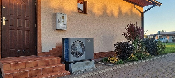 空气能设备噪音低