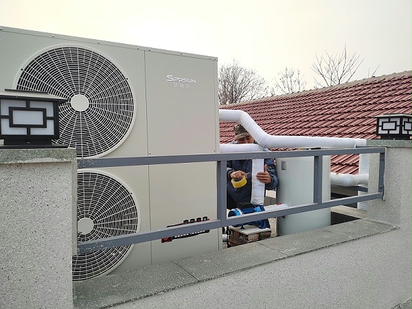 空气能管道布置